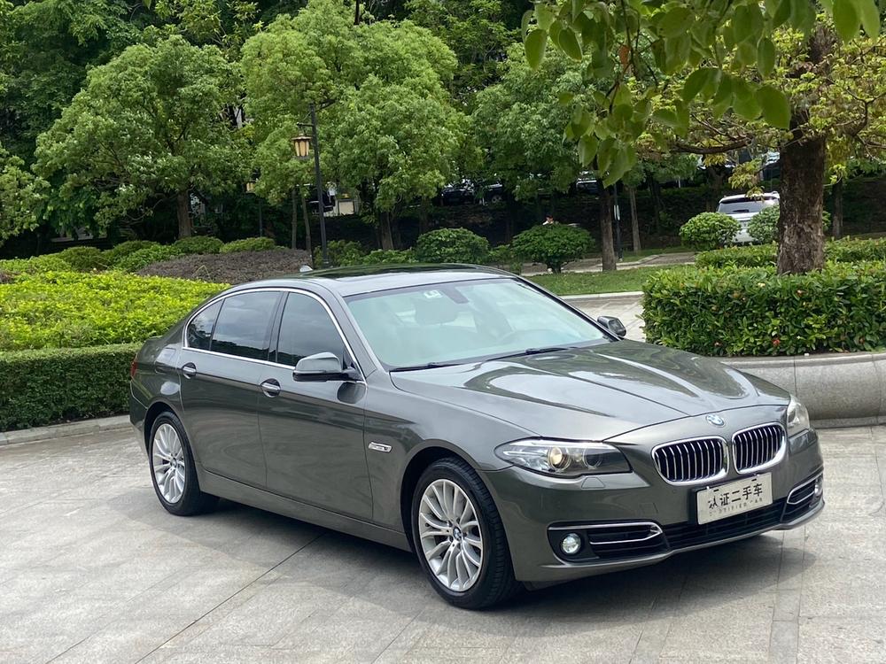 BMW BMW 5-Series