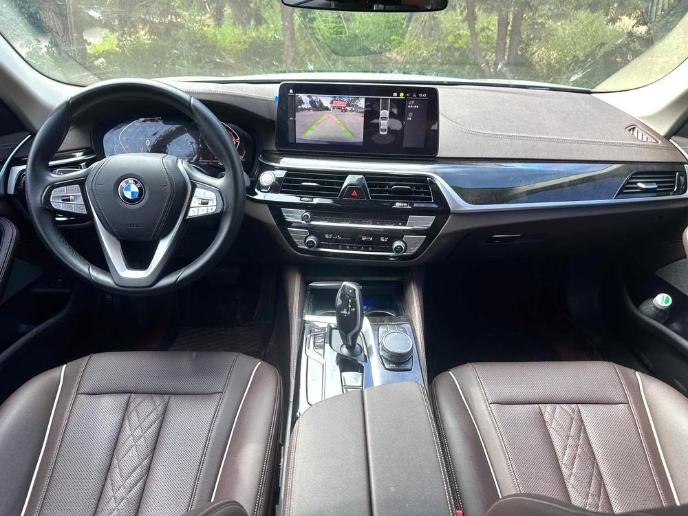 BMW BMW 5-Series
