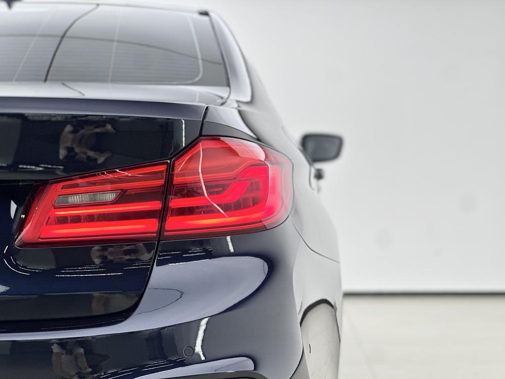 BMW BMW 5-Series