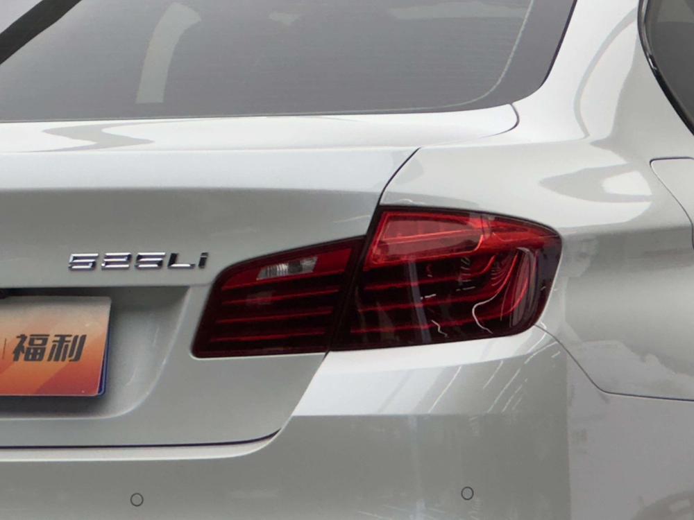 BMW BMW 5-Series