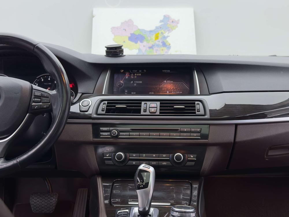 BMW BMW 5-Series