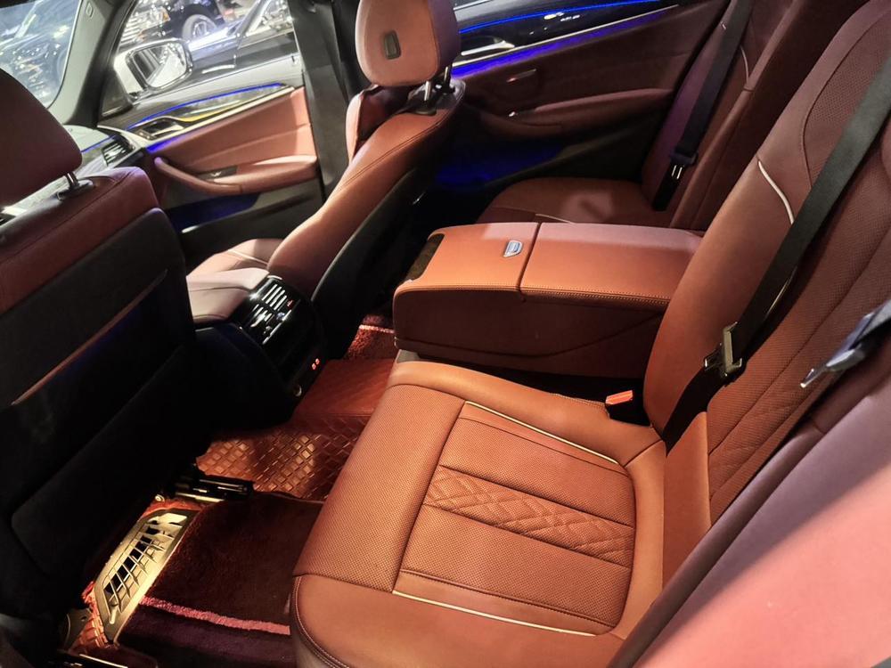 BMW BMW 5-Series