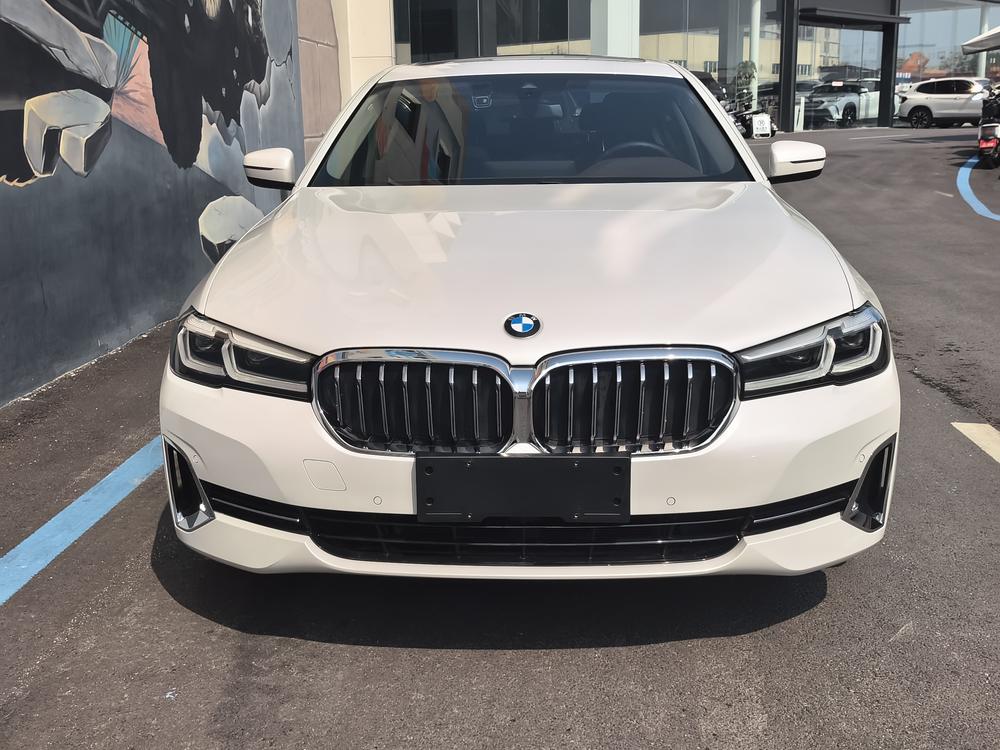 BMW BMW 5-Series