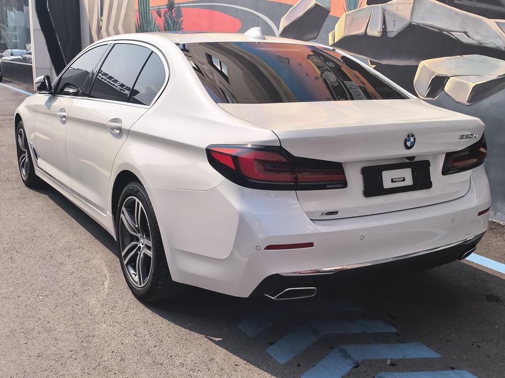 BMW BMW 5-Series