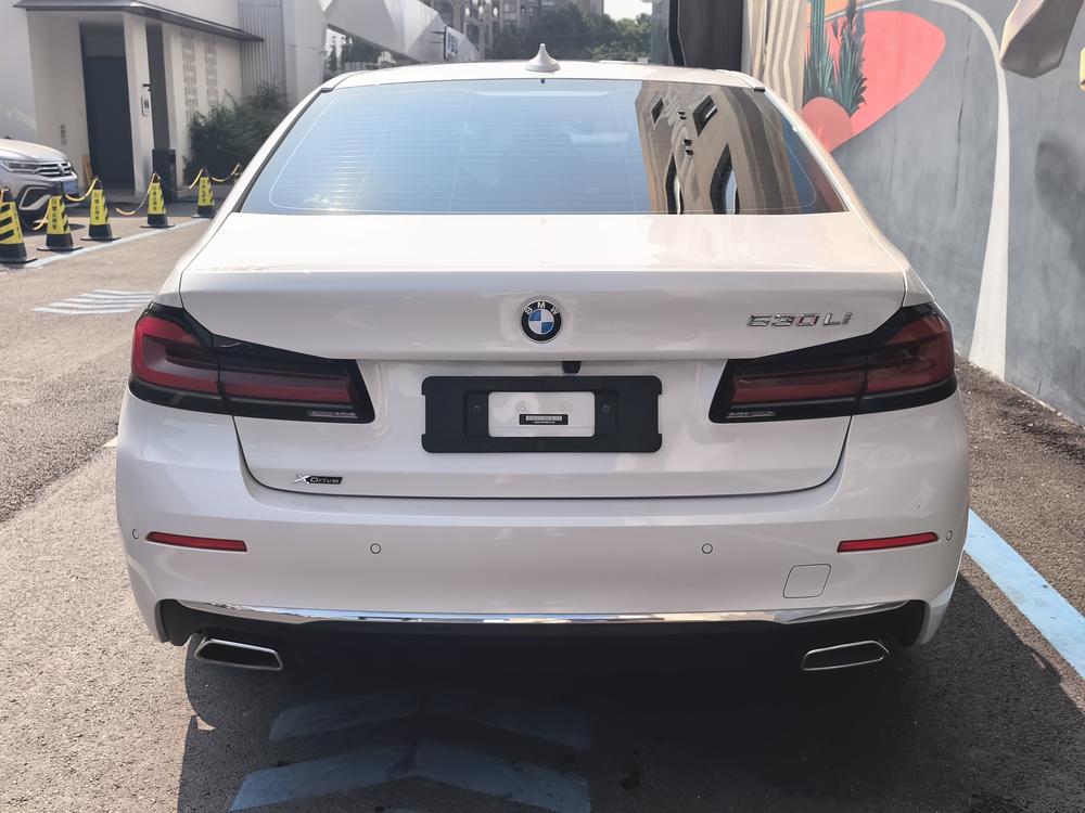 BMW BMW 5-Series
