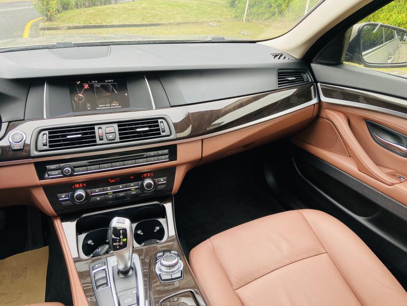 BMW BMW 5-Series