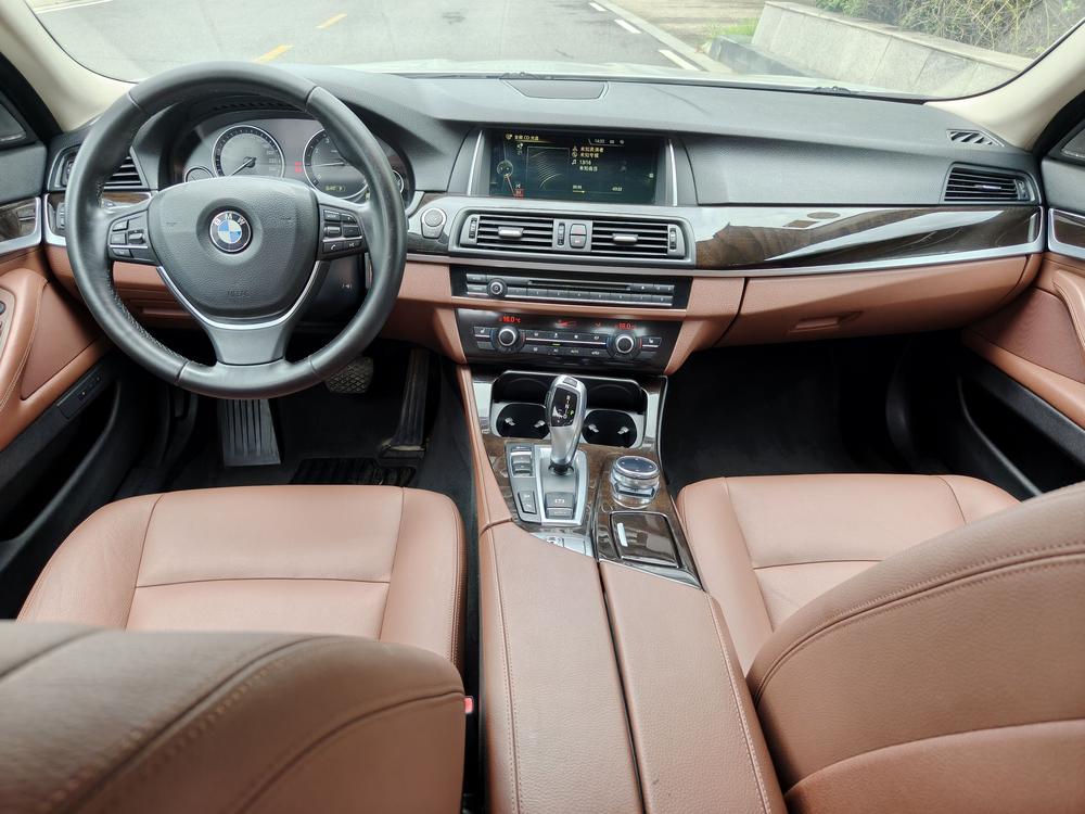 BMW BMW 5-Series