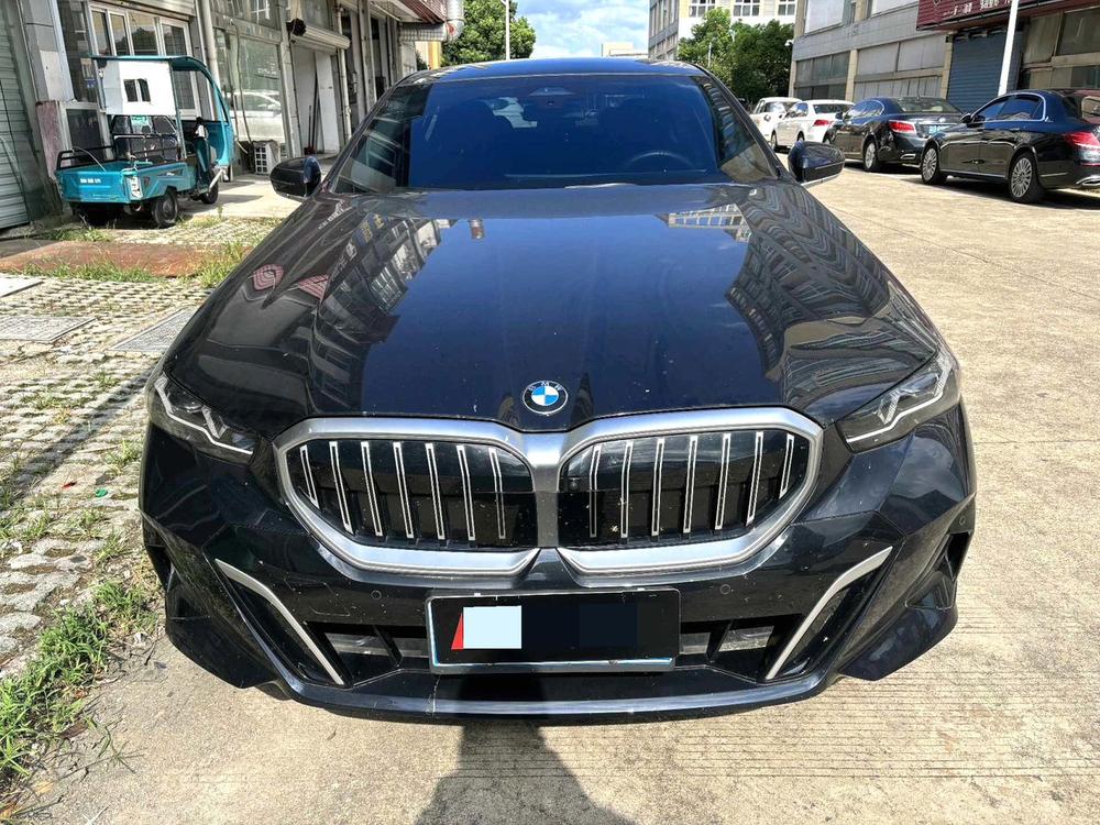 BMW BMW 5-Series