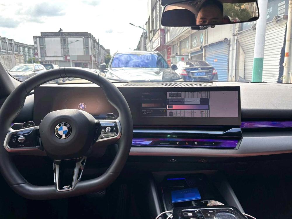 BMW BMW 5-Series
