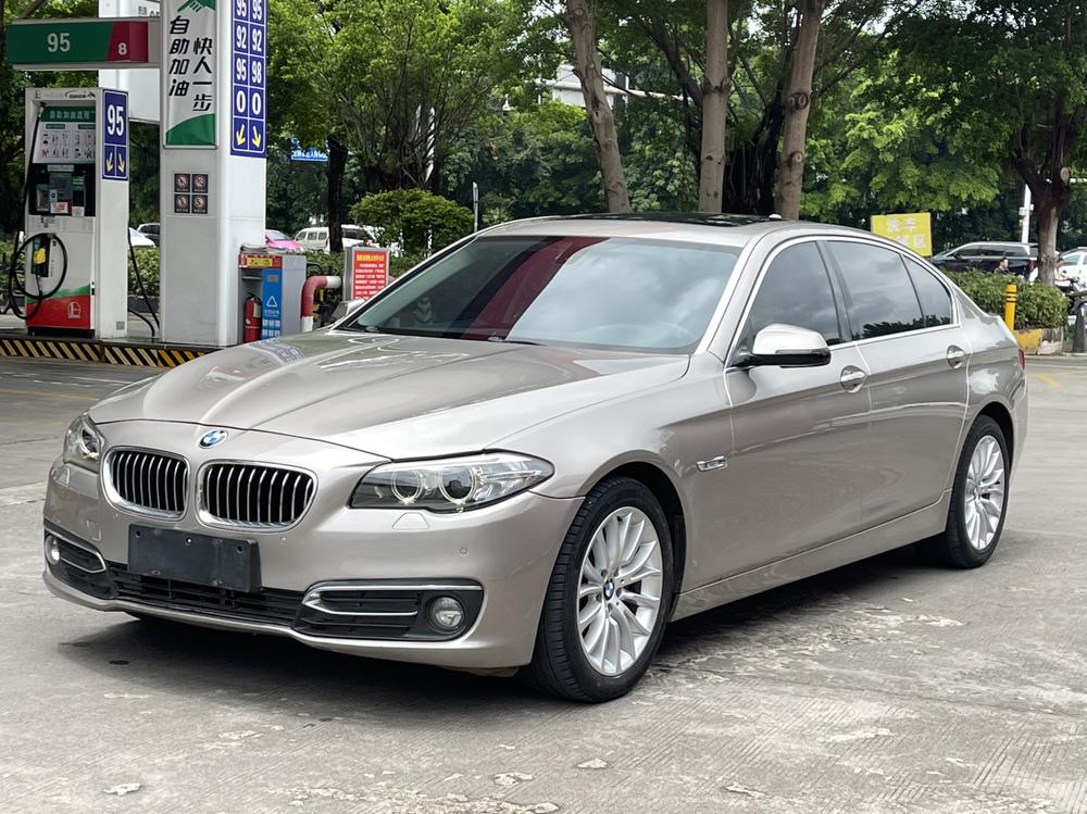 BMW BMW 5-Series
