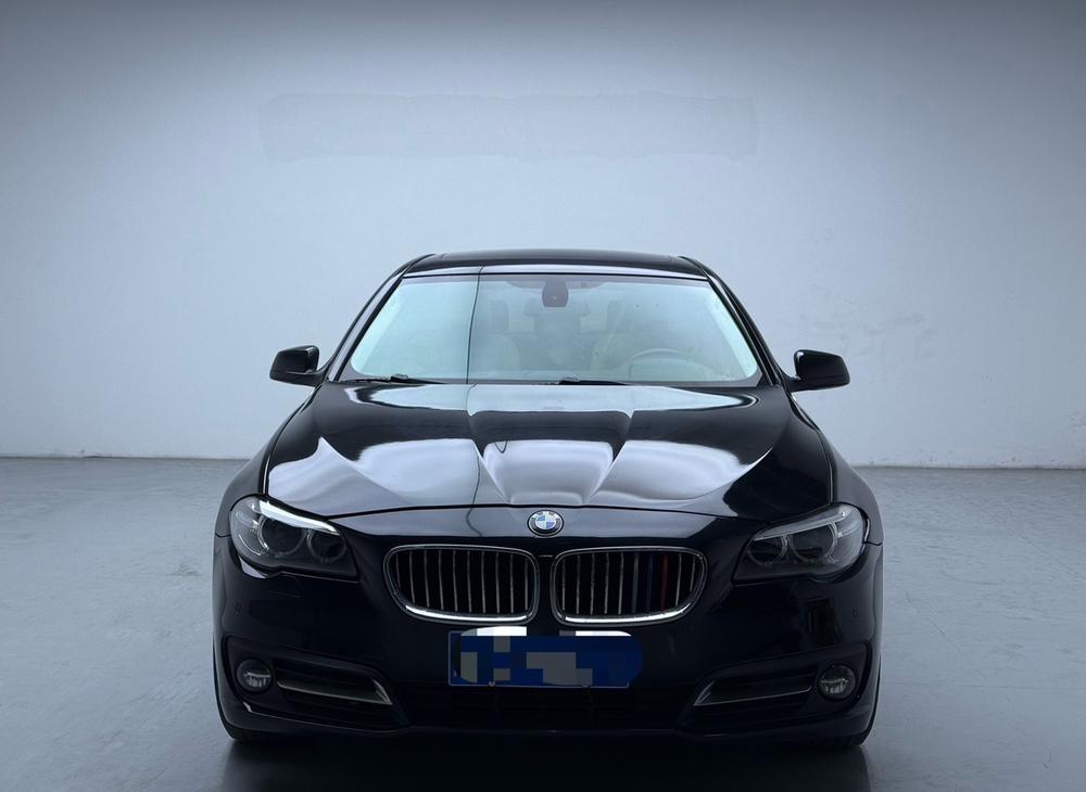 BMW BMW 5-Series