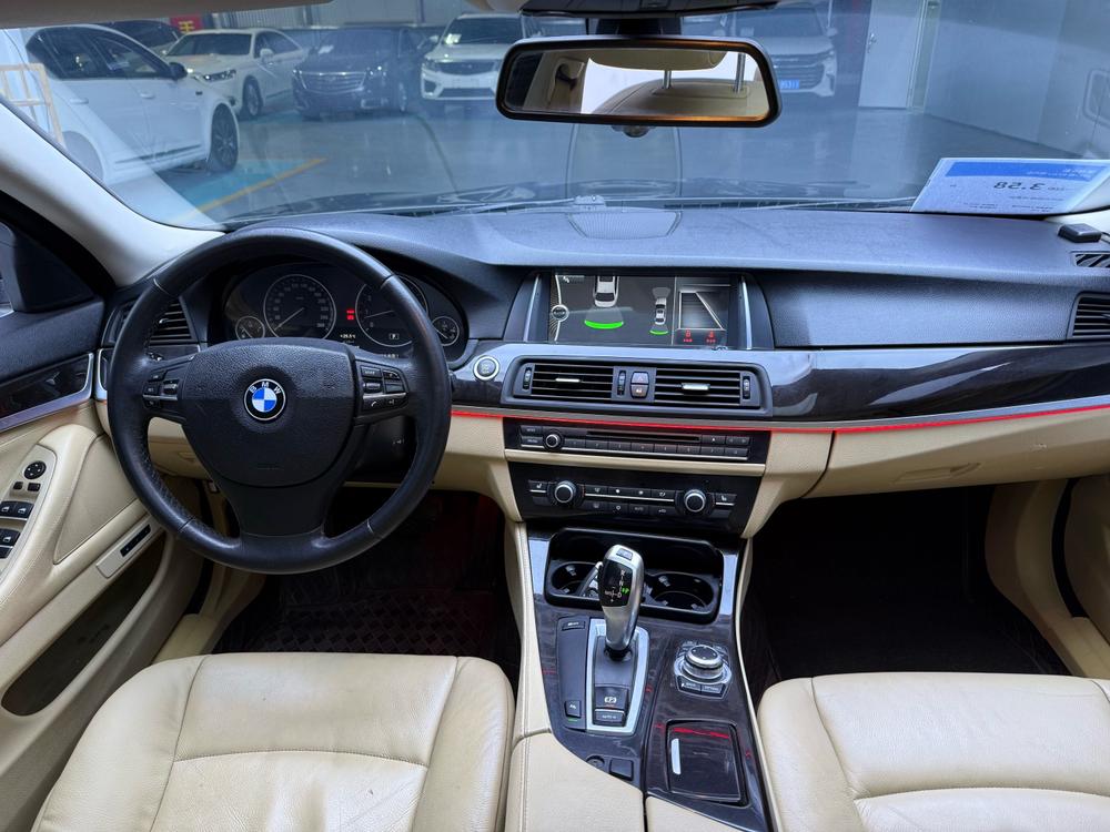 BMW BMW 5-Series