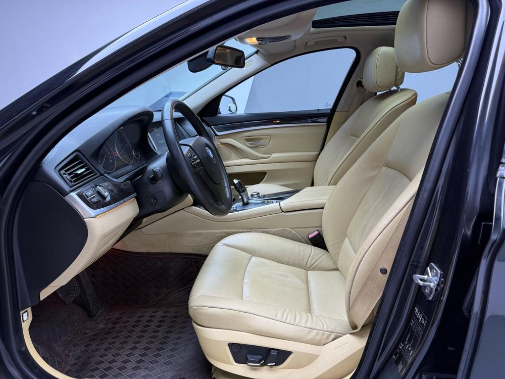 BMW BMW 5-Series