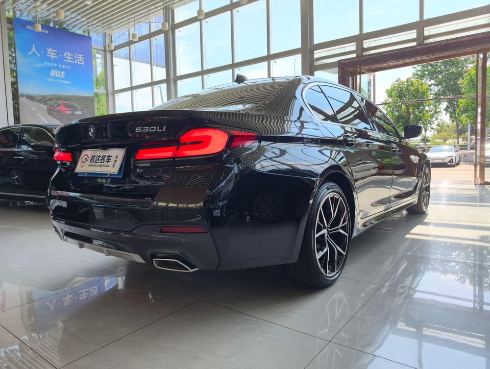 BMW BMW 5-Series