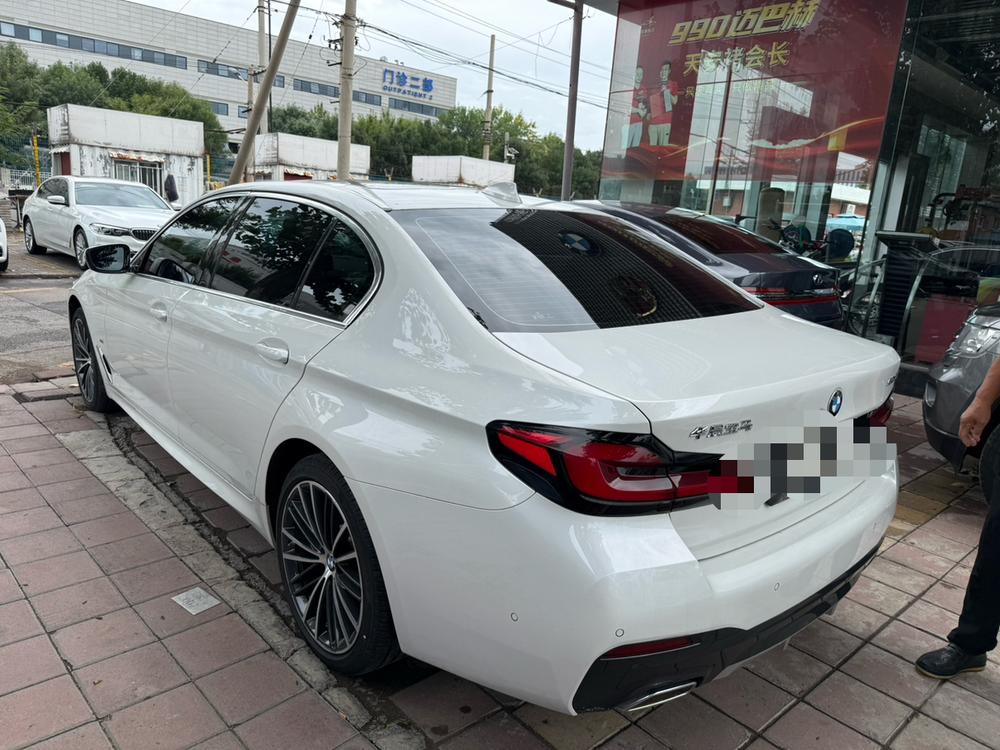 BMW BMW 5-Series