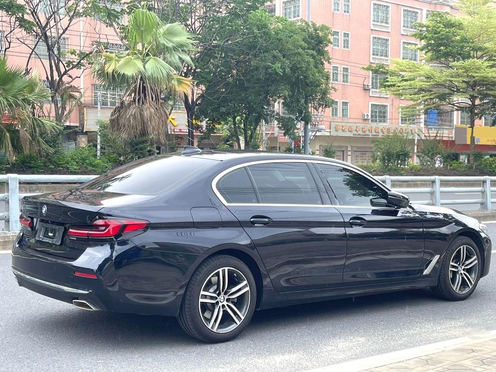BMW BMW 5-Series