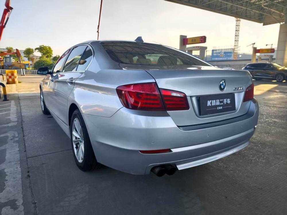 BMW BMW 5-Series