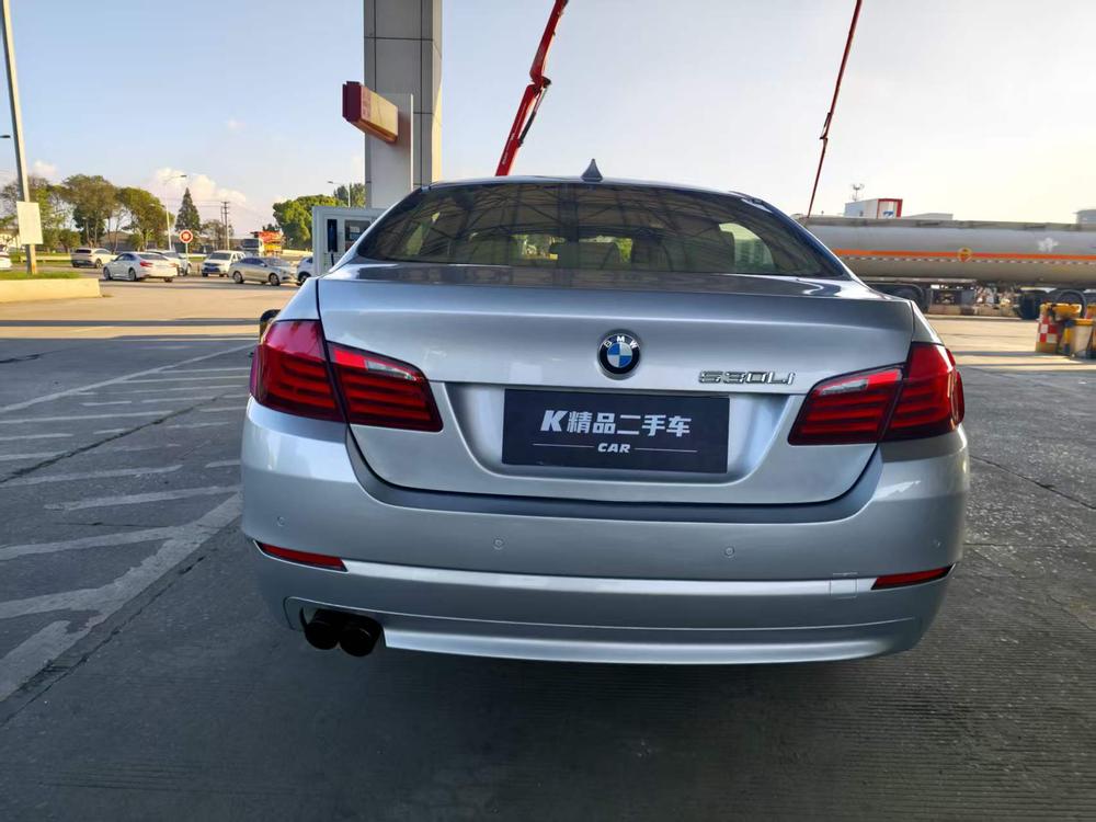 BMW BMW 5-Series