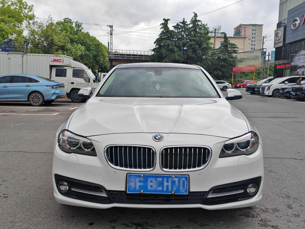BMW BMW 5-Series