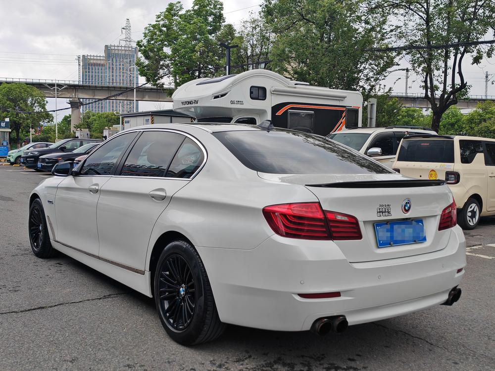 BMW BMW 5-Series