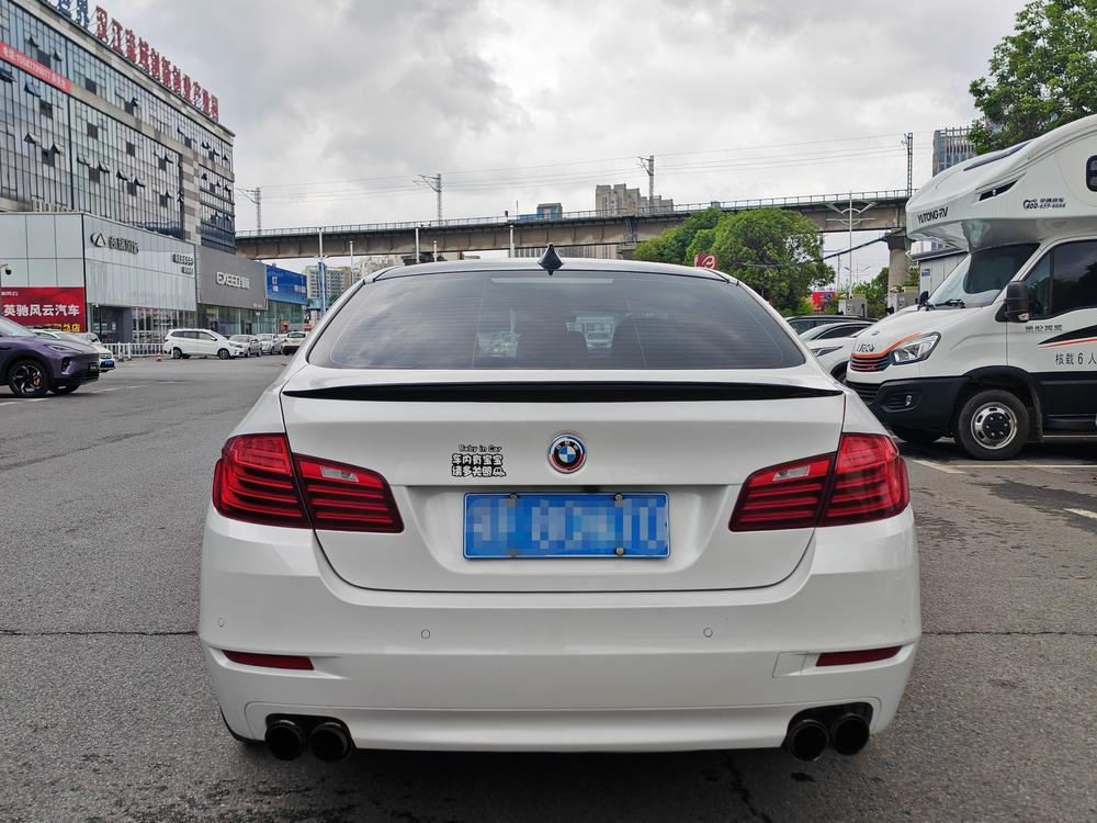 BMW BMW 5-Series