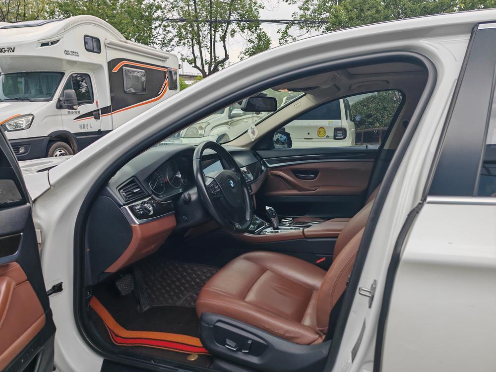 BMW BMW 5-Series