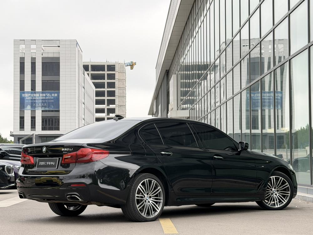 BMW BMW 5-Series
