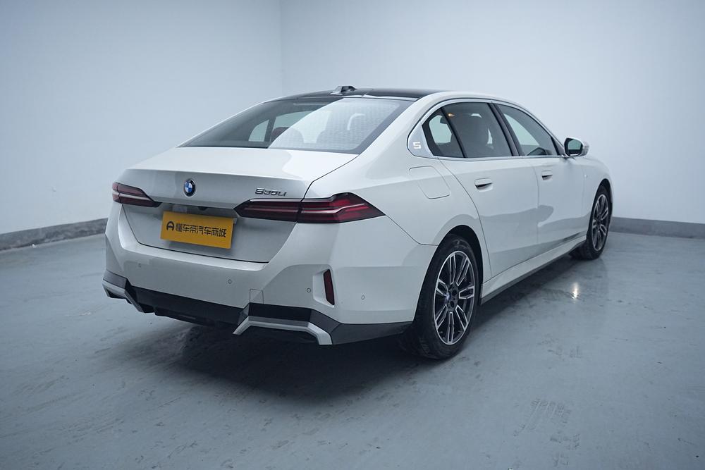 BMW BMW 5-Series