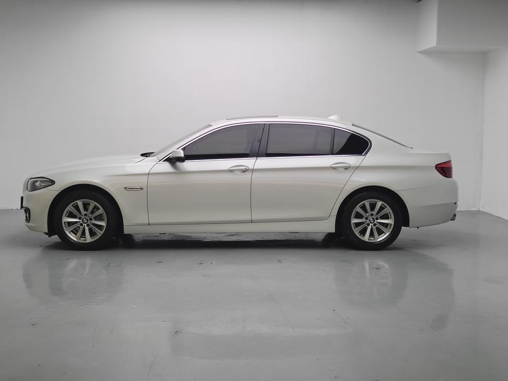 BMW BMW 5-Series