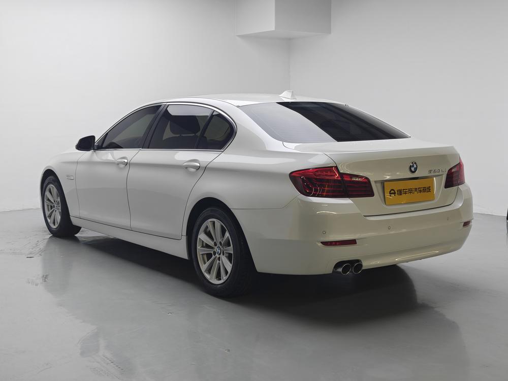 BMW BMW 5-Series
