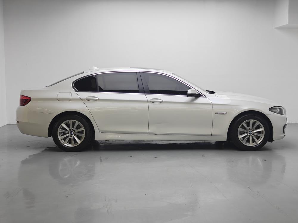 BMW BMW 5-Series
