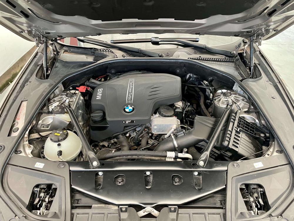 BMW BMW 5-Series