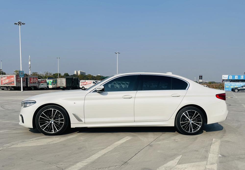 BMW BMW 5-Series