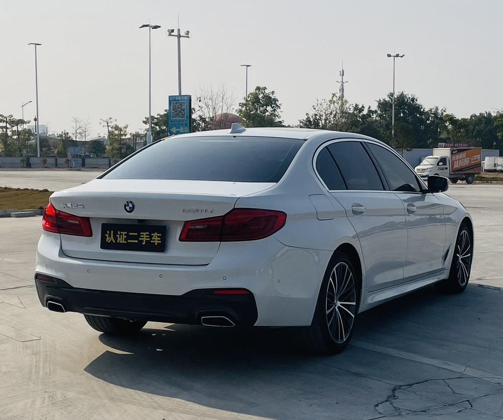 BMW BMW 5-Series