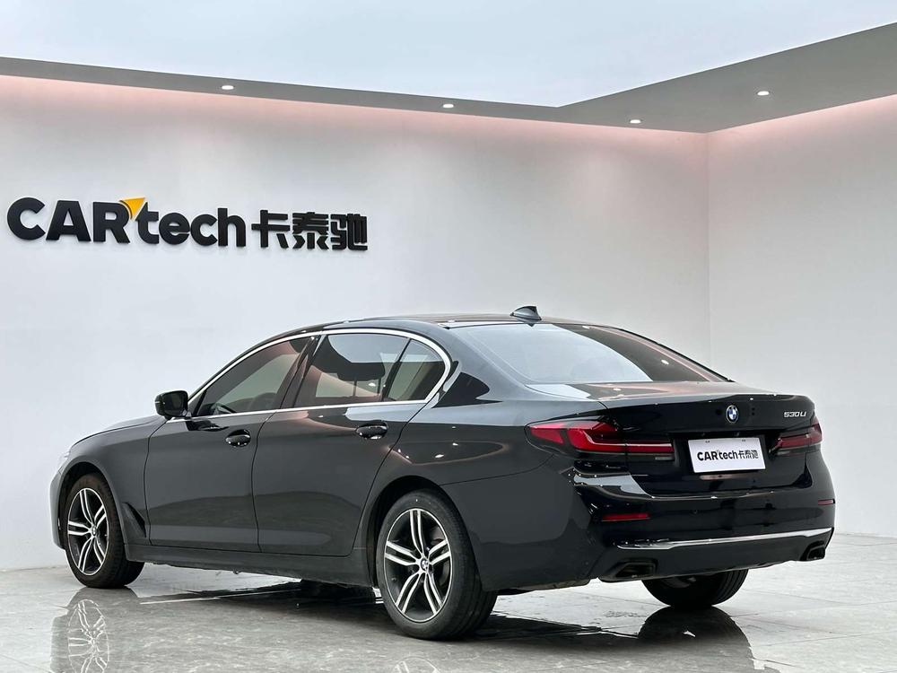 BMW BMW 5-Series