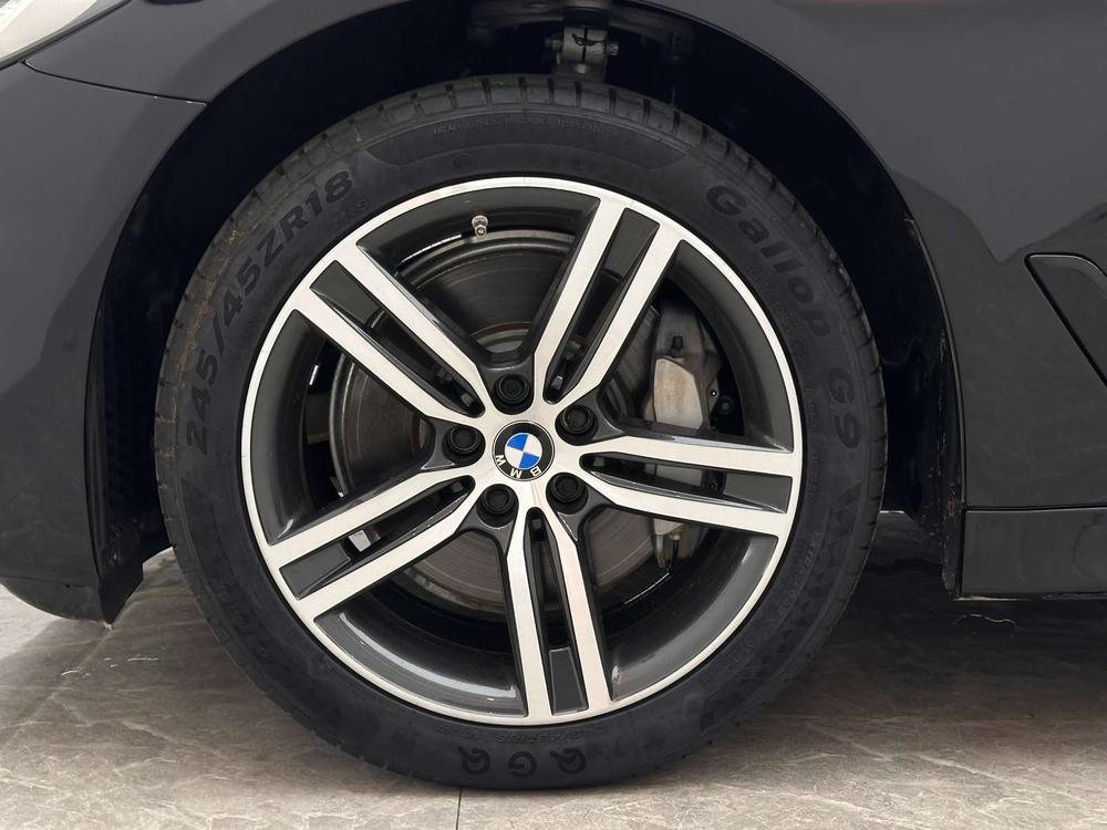 BMW BMW 5-Series