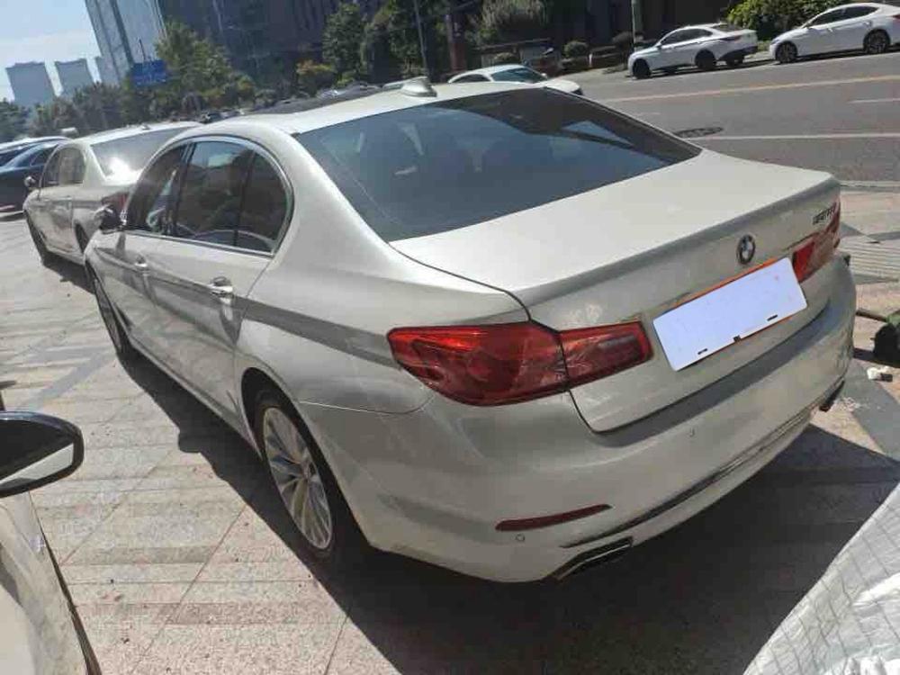 BMW BMW 5-Series