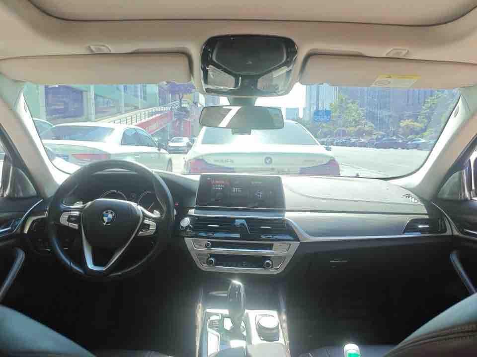 BMW BMW 5-Series