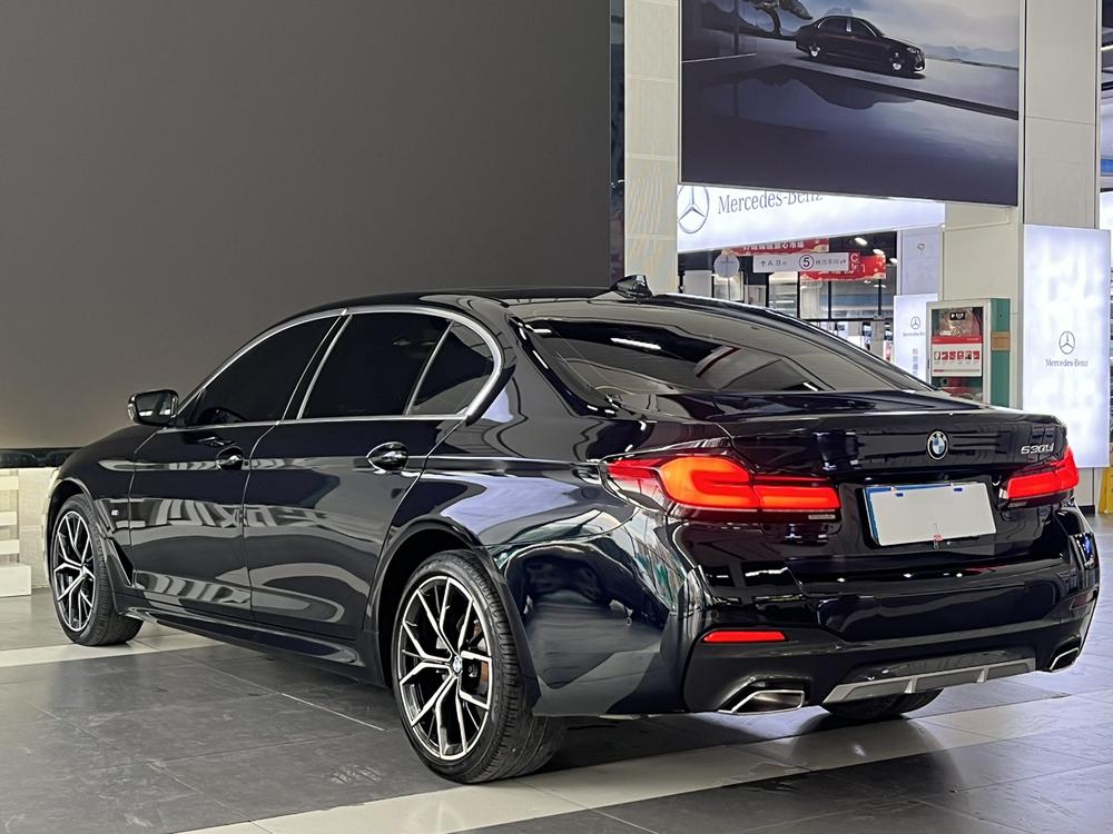 BMW BMW 5-Series