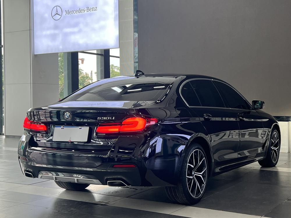BMW BMW 5-Series