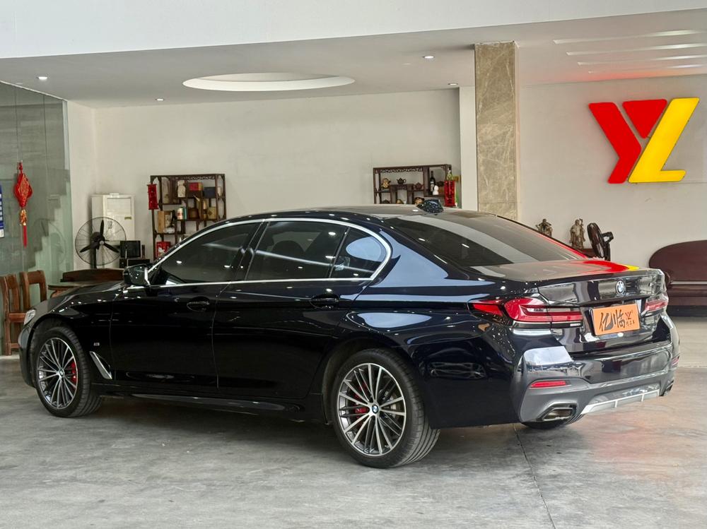 BMW BMW 5-Series