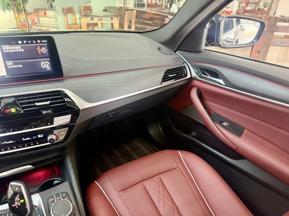 BMW BMW 5-Series
