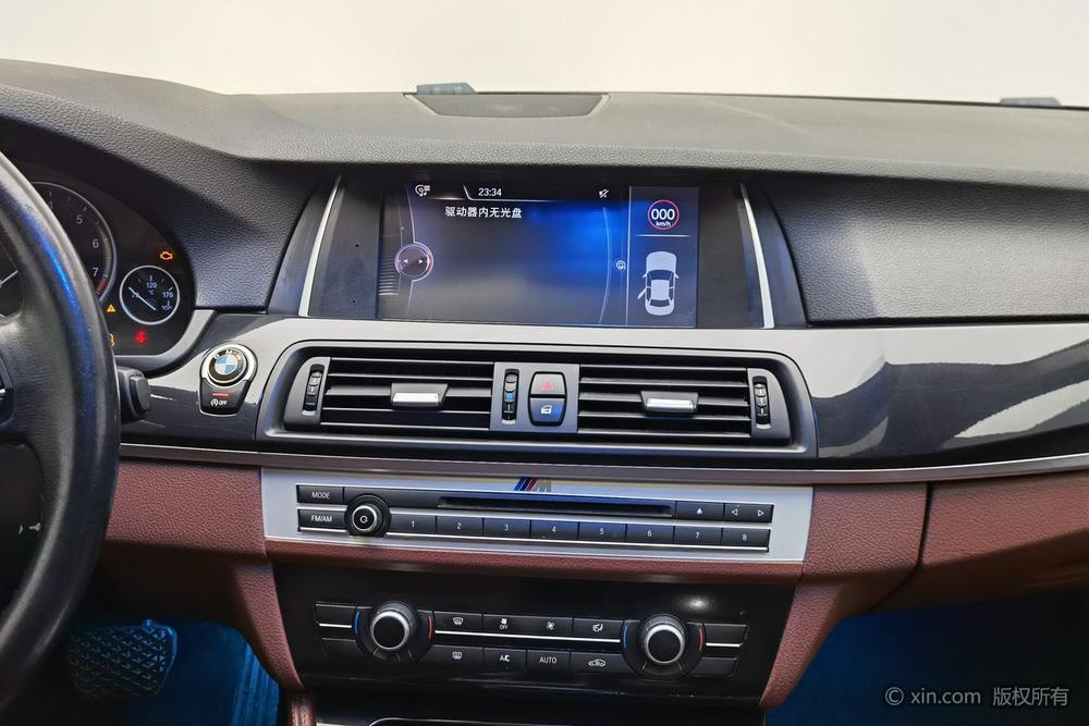 BMW BMW 5-Series