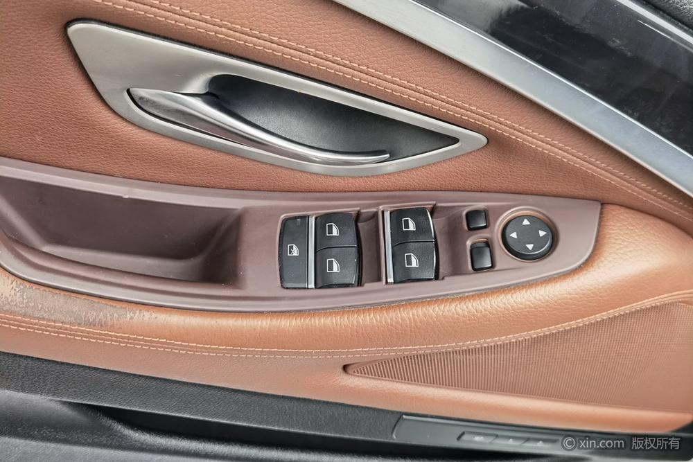 BMW BMW 5-Series