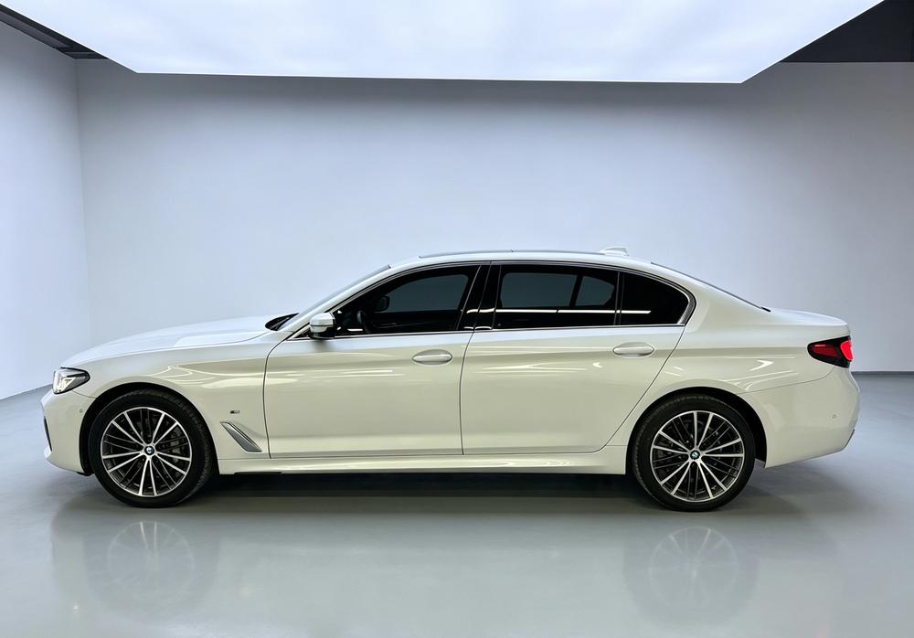 BMW BMW 5-Series
