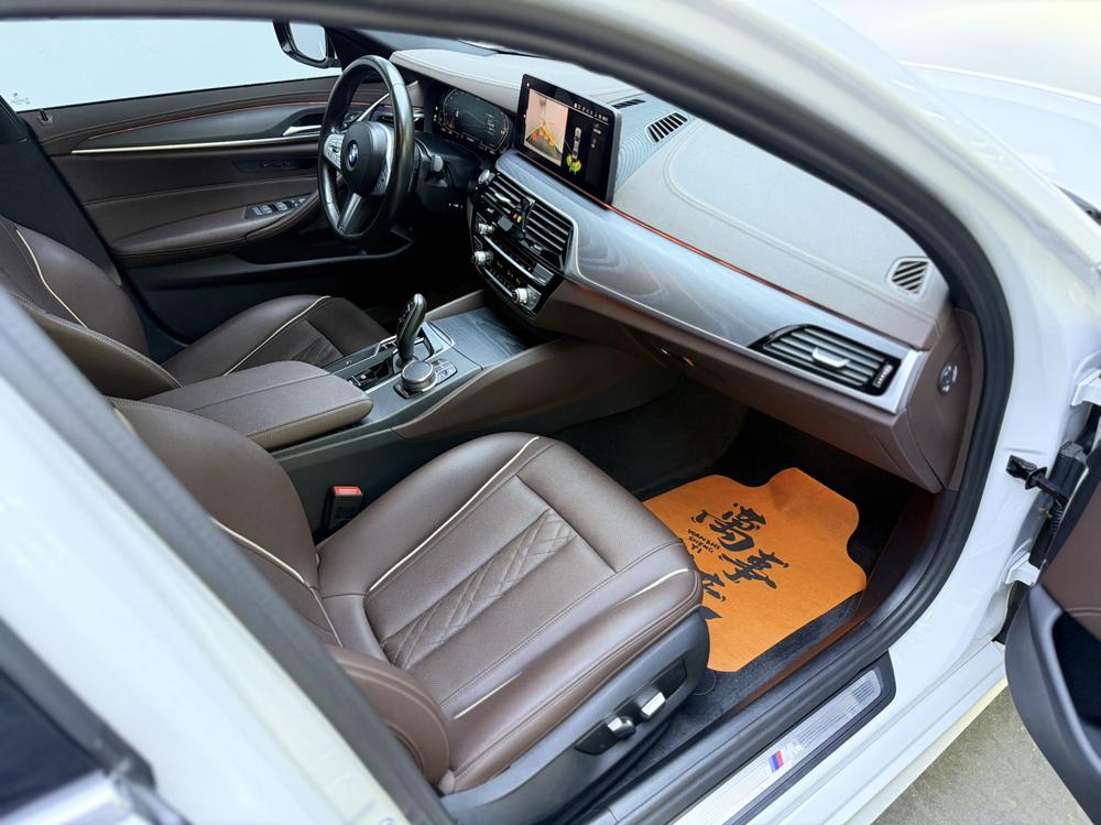 BMW BMW 5-Series