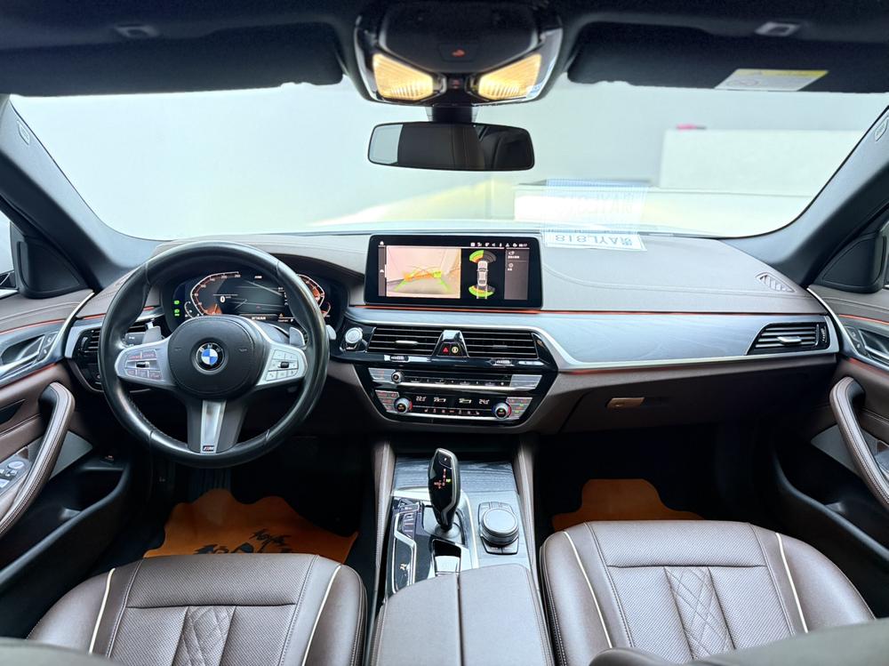 BMW BMW 5-Series