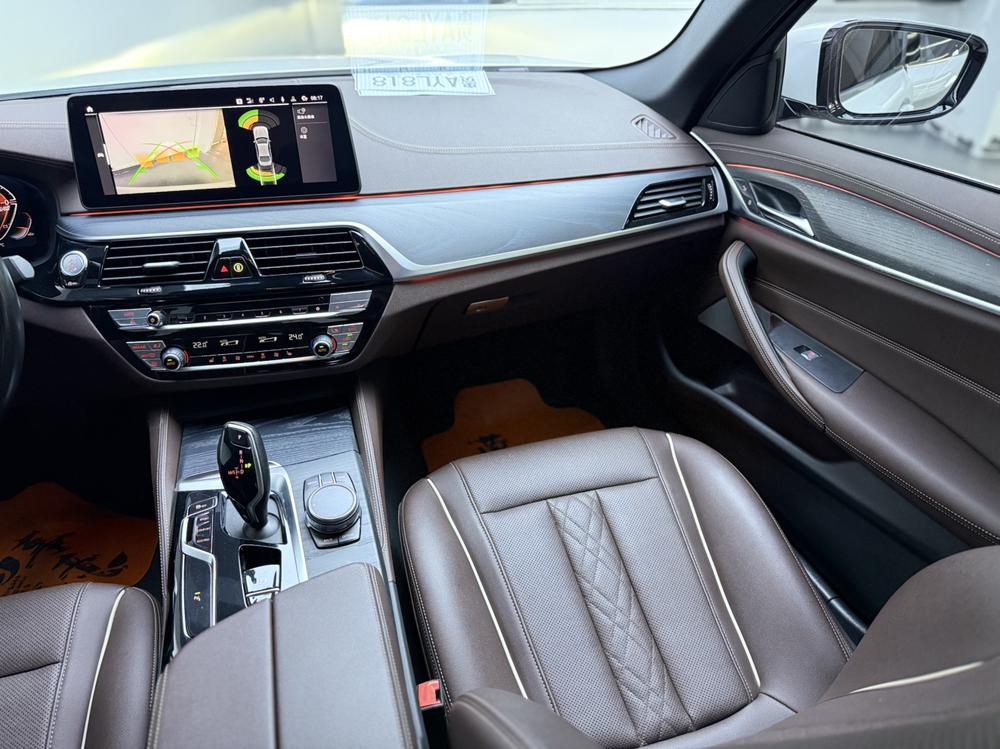 BMW BMW 5-Series