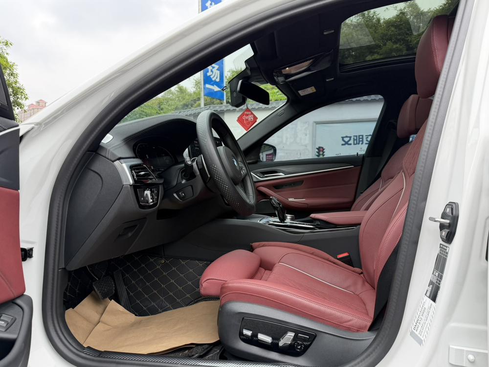 BMW BMW 5-Series