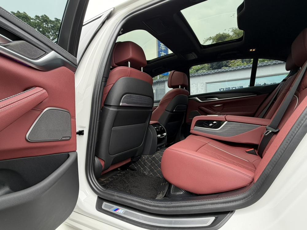 BMW BMW 5-Series